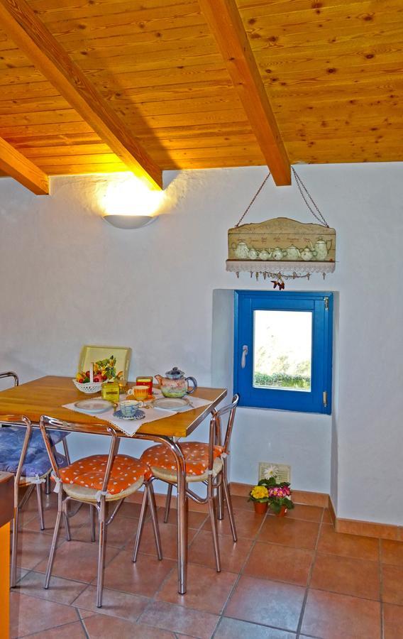 Ferienwohnung Rustico Colonna House By Gardadomusmea Vesio Exterior foto