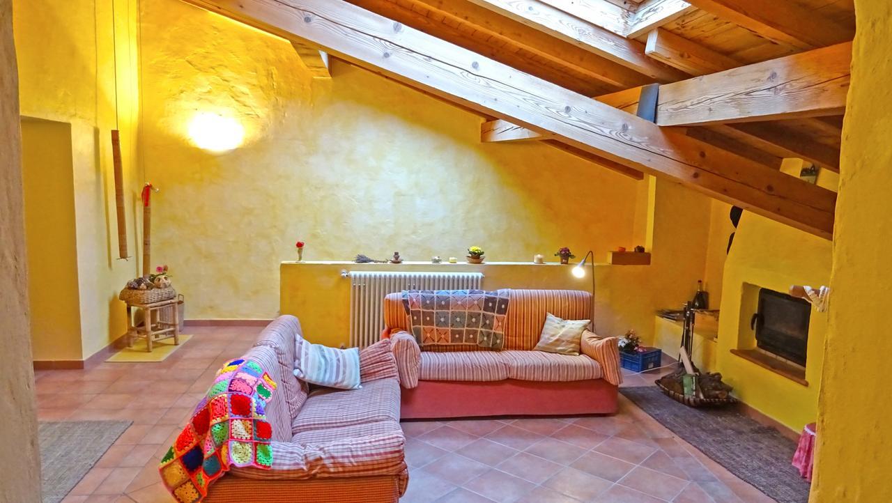 Ferienwohnung Rustico Colonna House By Gardadomusmea Vesio Exterior foto
